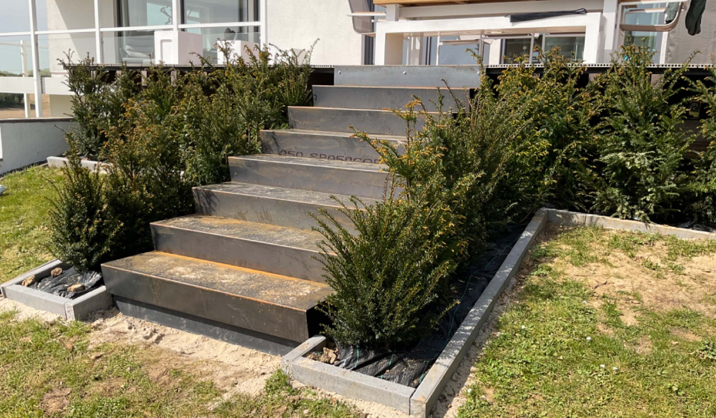 Maatwerk cortenstalen trap simpelveld